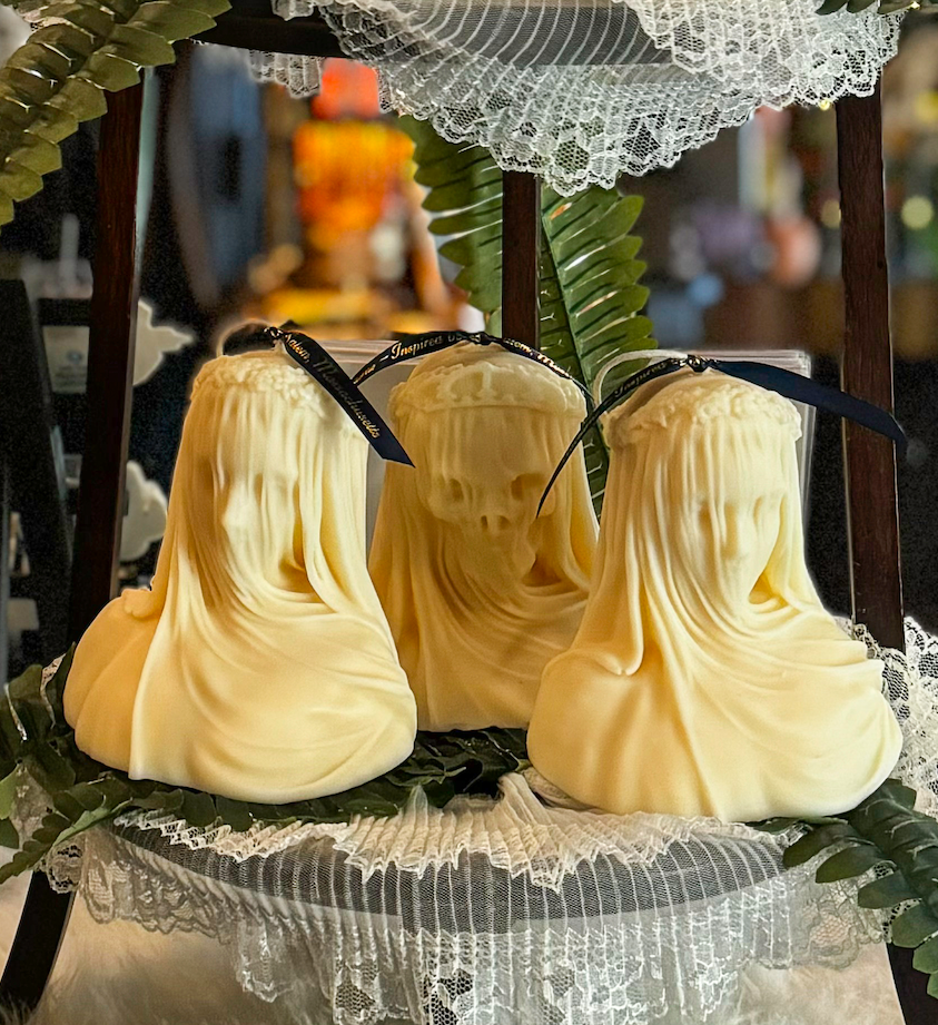 The Veiled King Candle