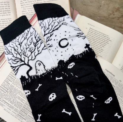 Ghosty Graveyard Socks