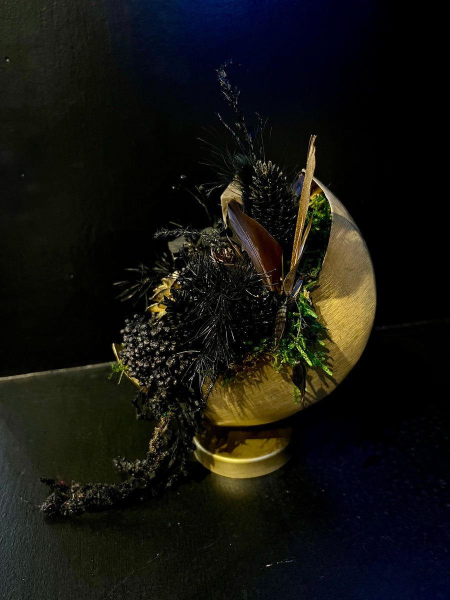 Black & Gold Standing Gold Crescent Moon