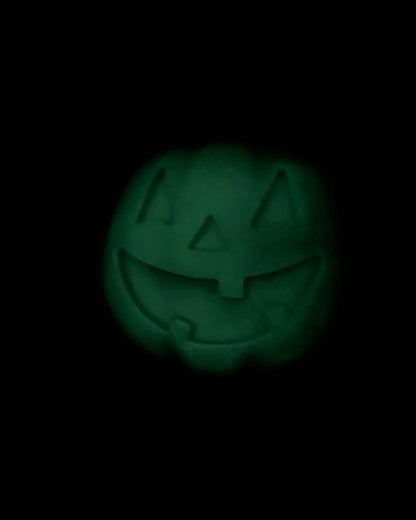Pumpkin Wax Melt Glow in the dark!